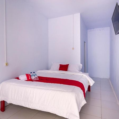 Reddoorz Syariah @ Bondowoso City Center Ngoại thất bức ảnh