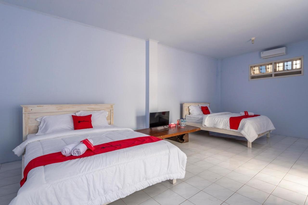 Reddoorz Syariah @ Bondowoso City Center Ngoại thất bức ảnh