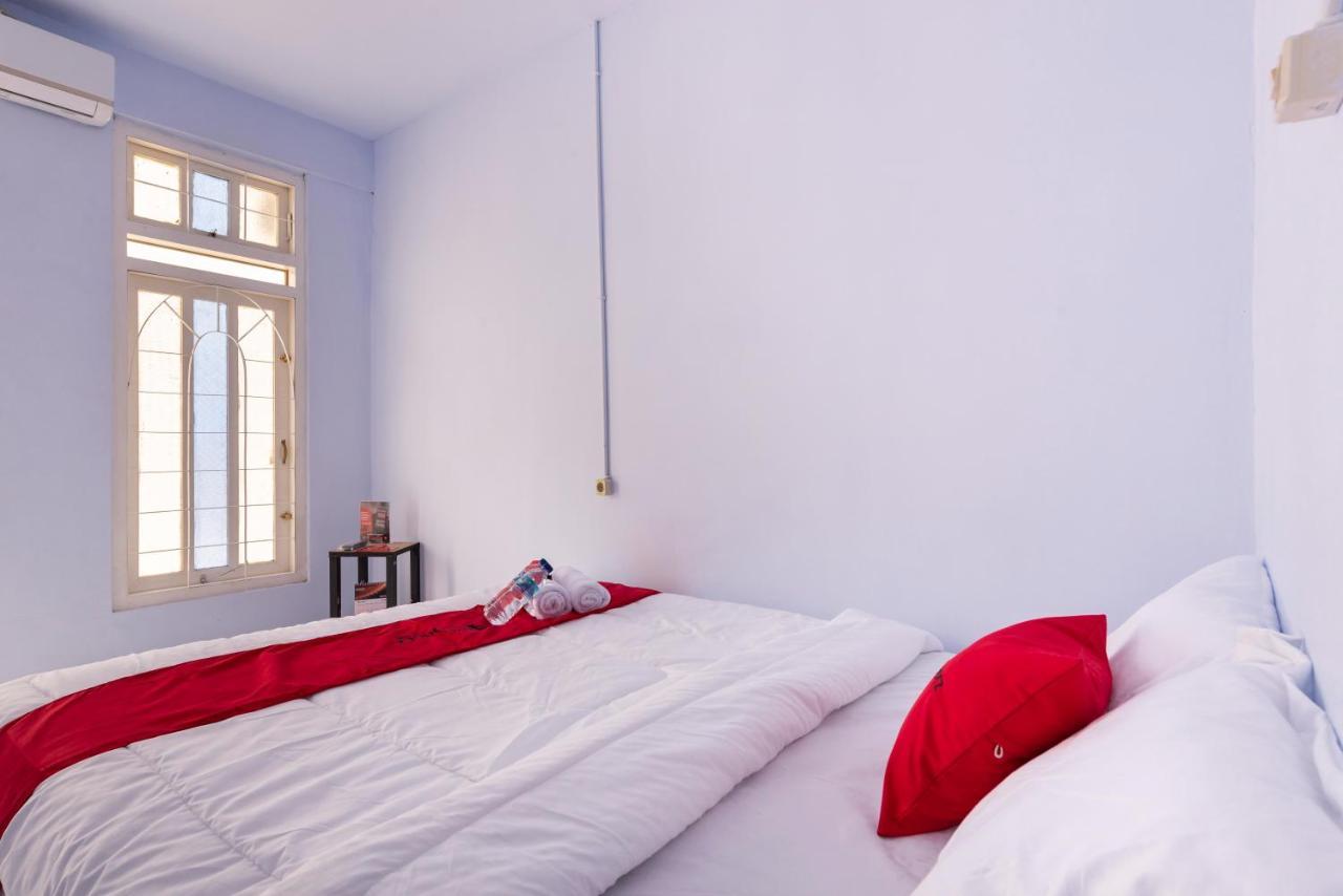 Reddoorz Syariah @ Bondowoso City Center Ngoại thất bức ảnh